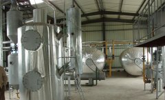 食用油精煉加工設(shè)備中關(guān)于油料預(yù)處理(圖1) 食用油精煉加工設(shè)備中關(guān)于油料預(yù)處理(圖1)