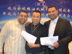 埃及客戶到訪鄭州企鵝參觀精煉設(shè)備(圖1) 埃及客戶到訪鄭州企鵝參觀精煉設(shè)備(圖1)