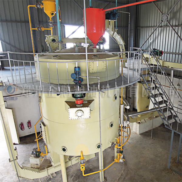 花生油浸出設(shè)備選購(gòu)就選企鵝實(shí)力品牌(圖1) 浸出設(shè)備